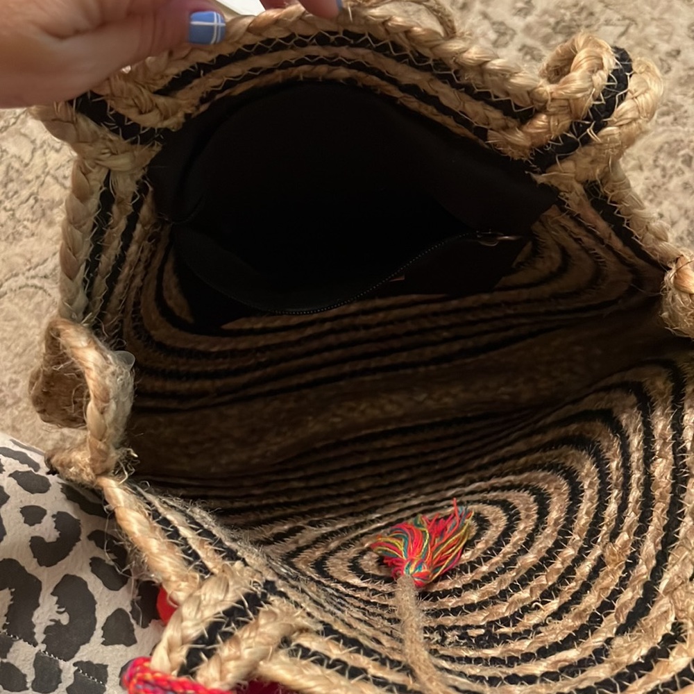 Purse - Picture 3 of 4